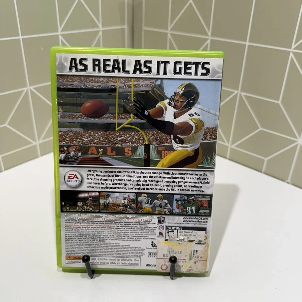 Madden 06 NFL - Xbox‎ 360 EA Sports - Rated E Video Game